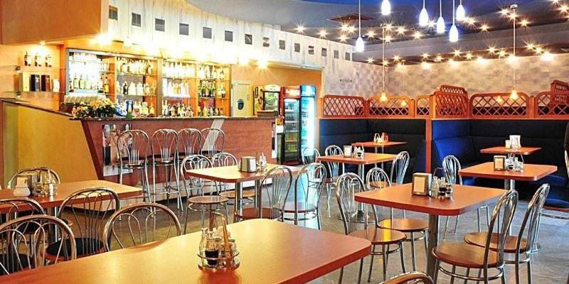 奥希尔瓦鲁兹科维兹纳公寓式酒店 Rząsawa 外观 照片